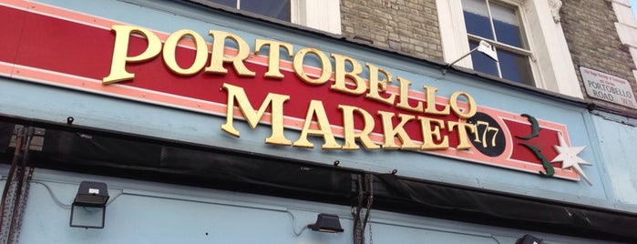 Mercado de la calle Portobello is one of Live in London.