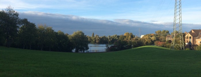 Südpark is one of #DüsseldorfEntdecken - Die besten Orte.