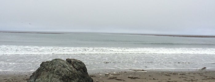 San Simeon State Beach is one of Roads Todos.