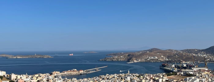 Φεγγάρι is one of Syros Island.