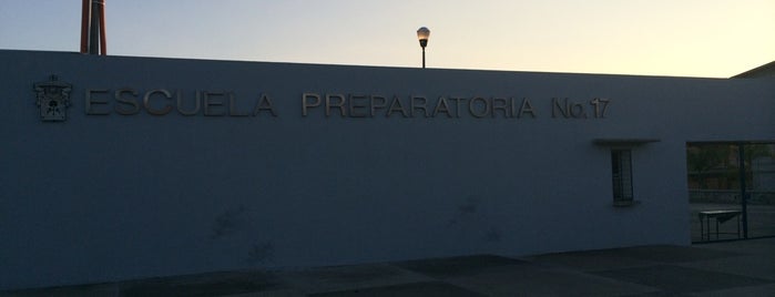 Preparatoria No. 17 is one of Universidad de Guadalajara.