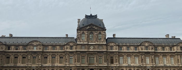 Cour Carrée du Louvre is one of 🇫🇷 Paris.