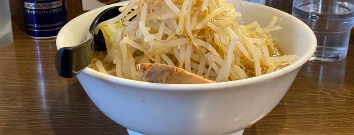 神勢 is one of ラーメンマン.