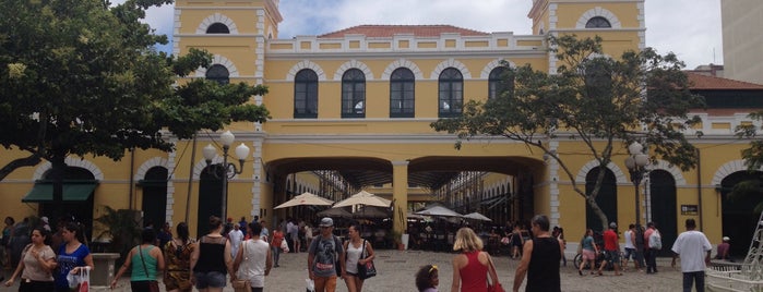 Mercado Central is one of Lugares favoritos de Monica.