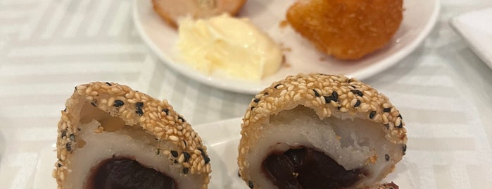 Capital Seafood - Monterey Park is one of Dim Sum Favorites.