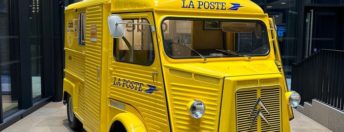 La Poste is one of France.