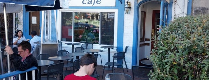 Zorba's Cafe is one of Tempat yang Disukai Andrew.