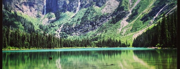 Avalanche Lake is one of สถานที่ที่บันทึกไว้ของ Stacy.