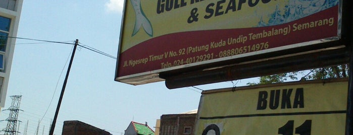GULE KEPALA IKAN 828 is one of Top 10 favorites places in Semarang, Indonesia.