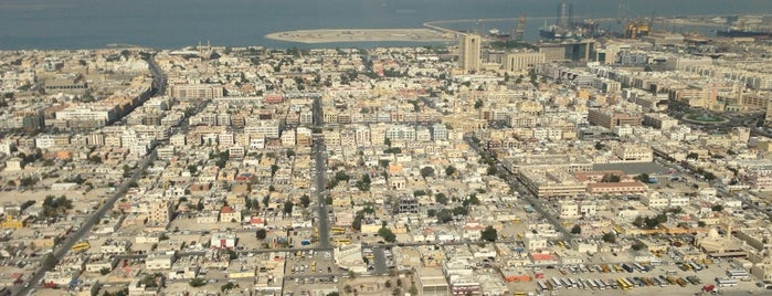 Conrad Dubai is one of Lieux qui ont plu à Erdem.