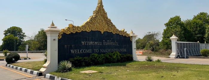 สะพานมิตรภาพไทย-ลาว แห่งที่ ๓ (3rd Thai-Lao Friendship Bridge) ຂົວມິດຕະພາບ ລາວ-ໄທ III is one of Lugares favoritos de Soy.