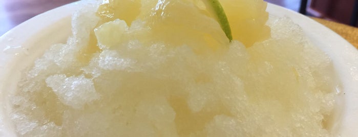 Lemona Hawaii Shaved Ice is one of Honolulu 2017.