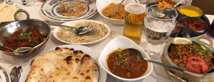 Muhib Indian Restaurant is one of Places in London for Jill.