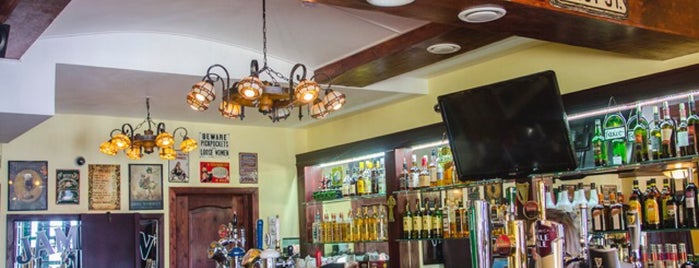 Paddy's Irish Pub & Eatery is one of Tempat yang Disukai Igor.