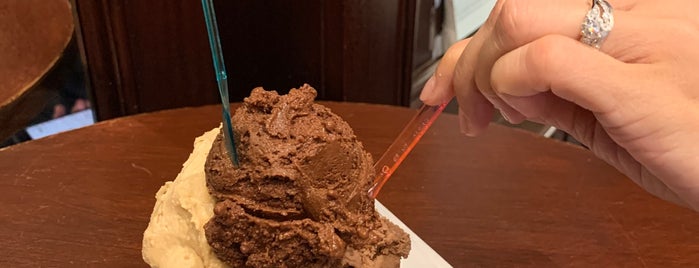 Gelateria Danieli is one of Alisaさんのお気に入りスポット.