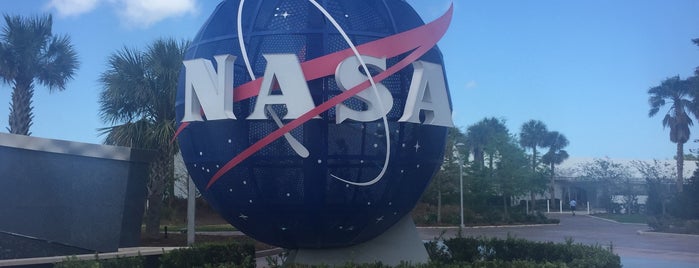 Kennedy Space Centre is one of Out of area stuff to do:.