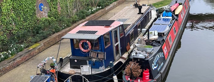 Regent's Canal is one of London.