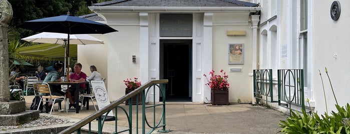 Penlee House, Art Museum is one of Penzance og St. Ives.