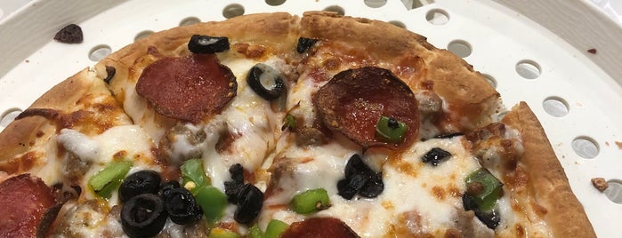 Pizza Pion is one of مطاعم تحتاج تجربة.