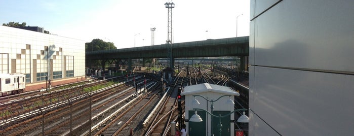 NYCT - East 180th Street Yard/Unionport Yard is one of Work.