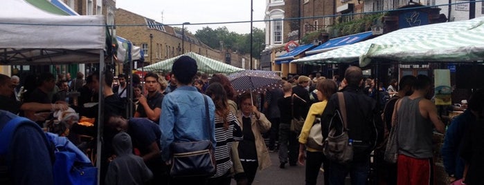 Broadway Market is one of London Coffee/Tea/Food 1.