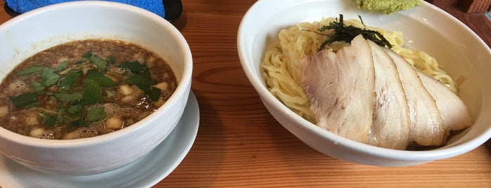 麺や 月星 is one of うまいラーメン屋.