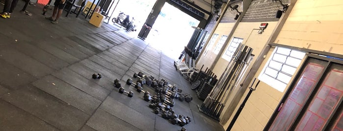 CrossFit Brasil is one of Lieux qui ont plu à Cidomar.