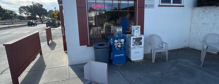 Leucadia Donuts is one of Encinitas.