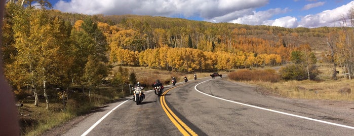 Boulder Highway Scenic Overlook is one of Utah/ Arizona.