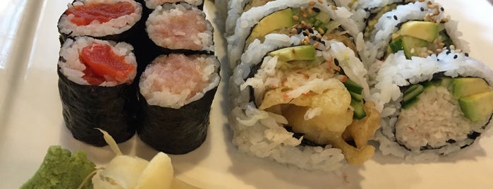 Sushi 5 is one of Neal : понравившиеся места.