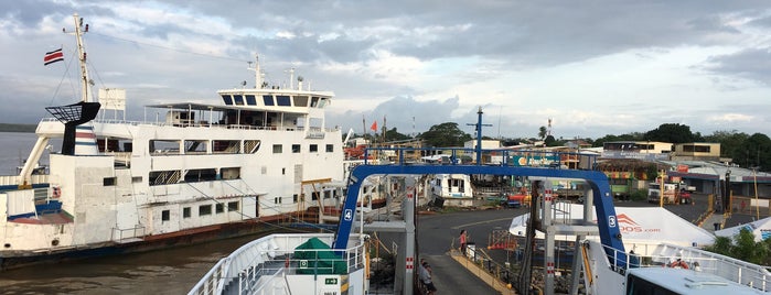 terminal de ferris is one of Susan'ın Beğendiği Mekanlar.