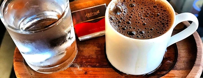 Bind Chocolate is one of önder'in Beğendiği Mekanlar.