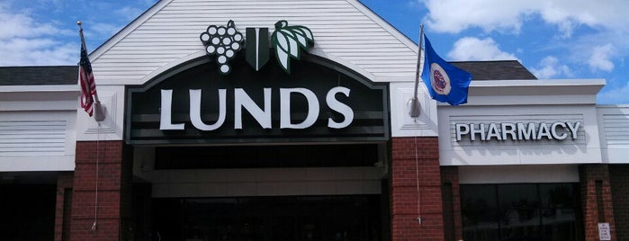 Lunds & Byerlys Wayzata is one of Elizabeth’s Liked Places.
