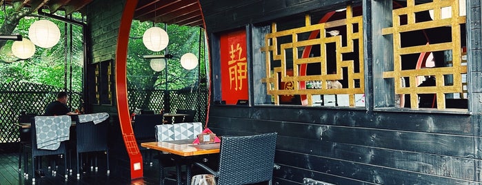 Restaurant Shanghai is one of Thai Vietnamesich und Japanisch.