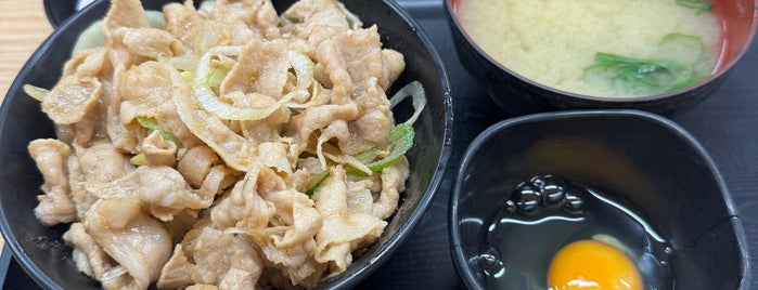 Sutadonya is one of すた丼や！.