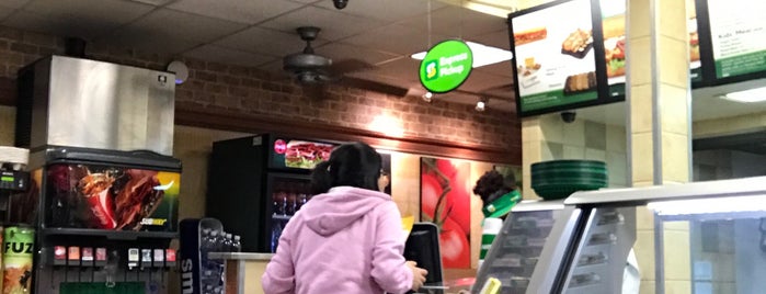 SUBWAY is one of The 13 Best Places for Strawberry Kiwi in Los Angeles.