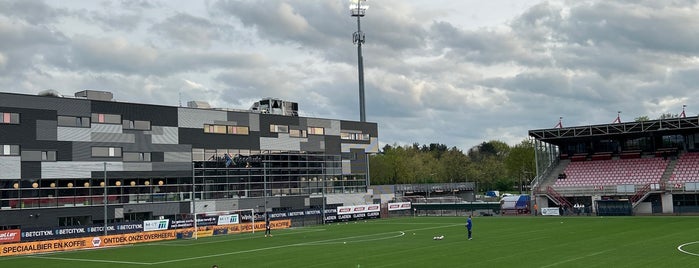 Frans Heesen Stadion is one of soccerstadiums holland.
