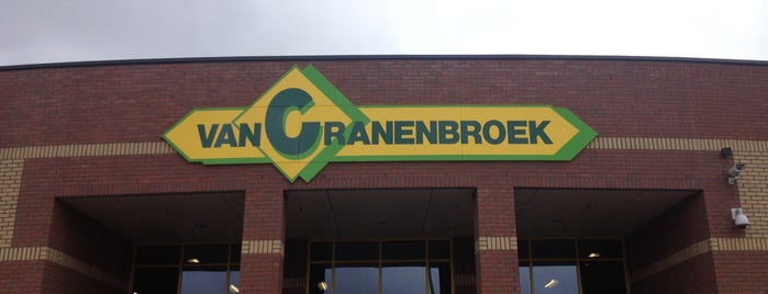 Van Cranenbroek is one of Tempat yang Disukai Dirk.