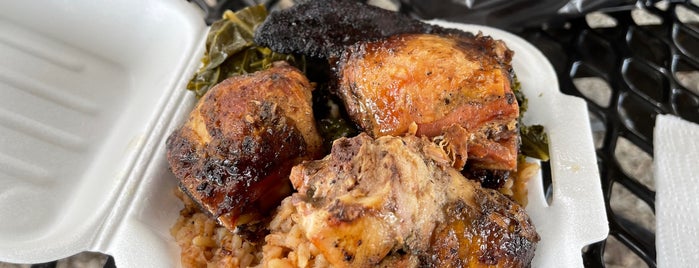 Dat Fire Jerk Chicken is one of Atlanta Black Restaurants.