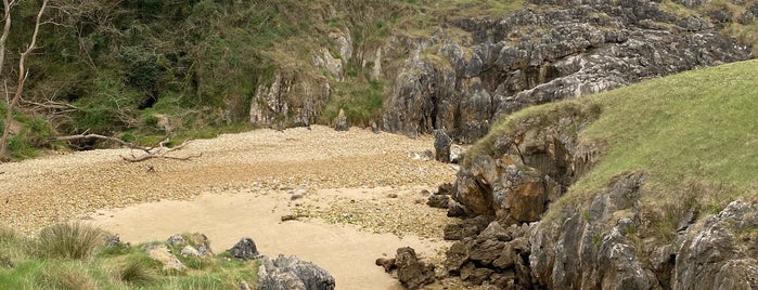 Playa de Cobijeru is one of Turismo.