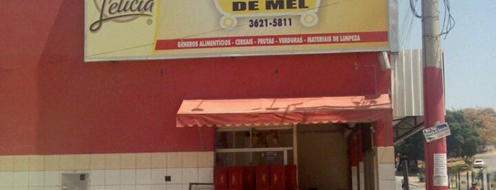 Supermercado Pão de Mel is one of Lugares.