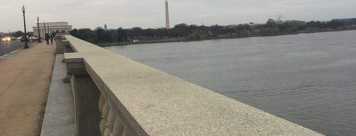 Edge Of The Potomac is one of Tempat yang Disukai Joseph.