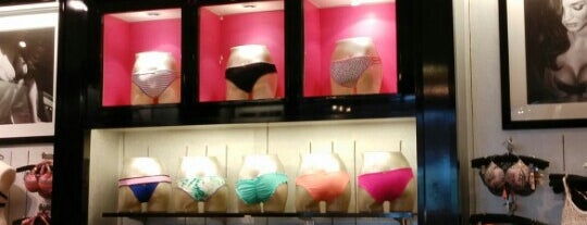 Victoria's Secret is one of Orte, die Kim gefallen.