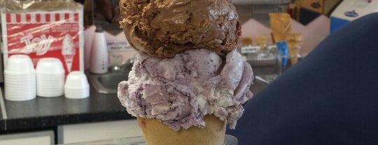 Uncle Charley's Ice Cream is one of Foodie NJ Shore 2.