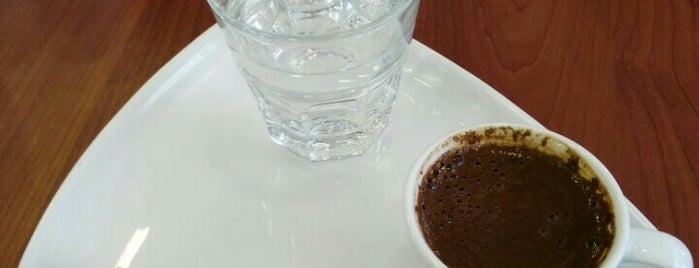 Kahve Şöleni is one of Locais curtidos por FATOŞ.