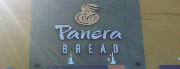 Panera Bread is one of Locais curtidos por Ryan.