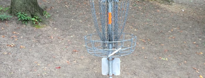 Schenley Park Disc Golf Course is one of Kevin’s Liked Places.