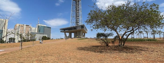 Torre de TV is one of สถานที่ที่ Soraia ถูกใจ.
