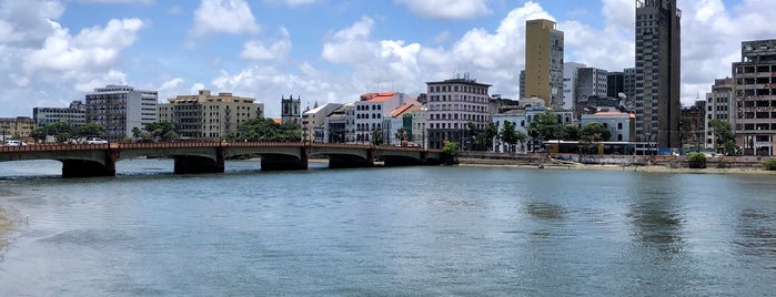 Ponte Maurício de Nassau is one of Recife.