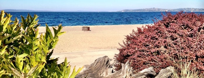 Alki Beach Park is one of Lost in Seattle.